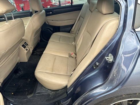 Used 2016 Subaru Legacy 2.5i Limited AWD/4WD image 4