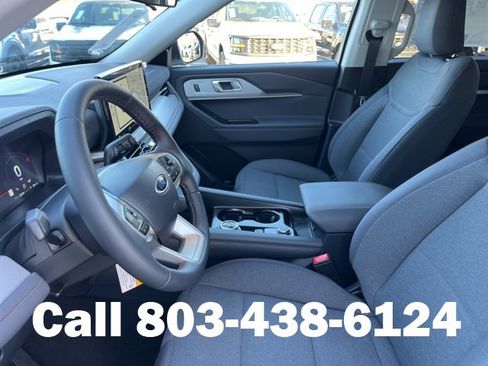 New 2026 Ford Explorer Active image 7