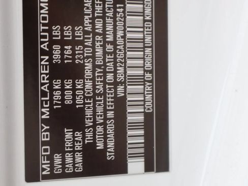 Used 2023 McLaren GT RWD image 22