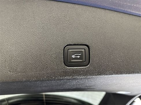 Certified 2024 Cadillac XT6 Premium Luxury w/ LPO, Floor Liner Package image 28