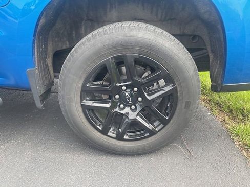 Used 2023 Chevrolet Silverado 1500 Custom w/ Rally Edition image 8