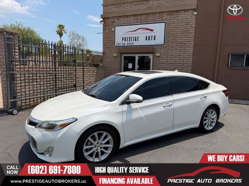 Used 2014 Toyota Avalon Limited FWD image 4