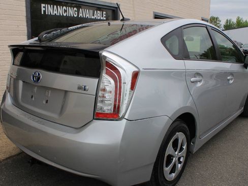 Used 2012 Toyota Prius Three FWD image 9