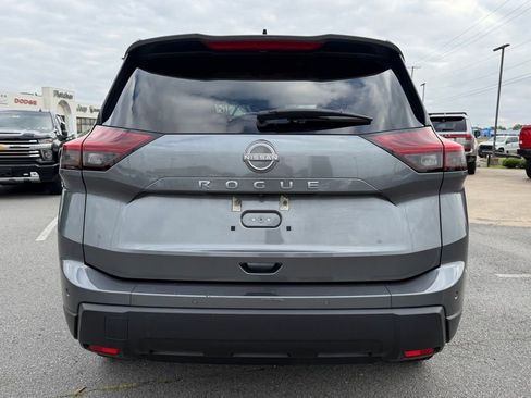 Used 2024 Nissan Rogue S FWD image 6