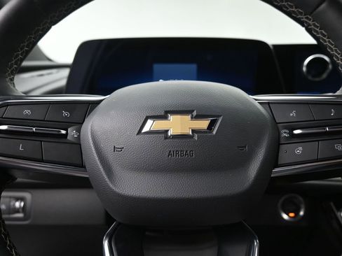 Certified 2025 Chevrolet Traverse LT image 18