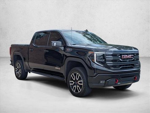 Used 2025 GMC Sierra 1500 AT4 w/ AT4 Premium Package AWD/4WD image 3
