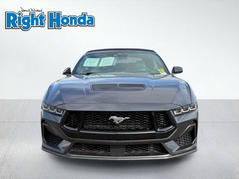 Used 2024 Ford Mustang GT Premium RWD image 5