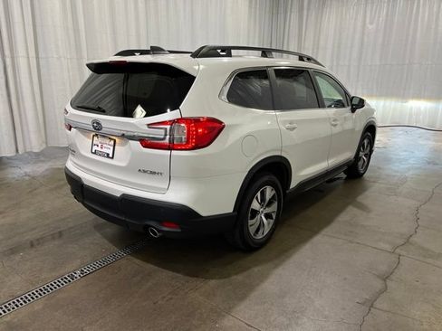 Used 2025 Subaru Ascent Premium AWD/4WD image 4
