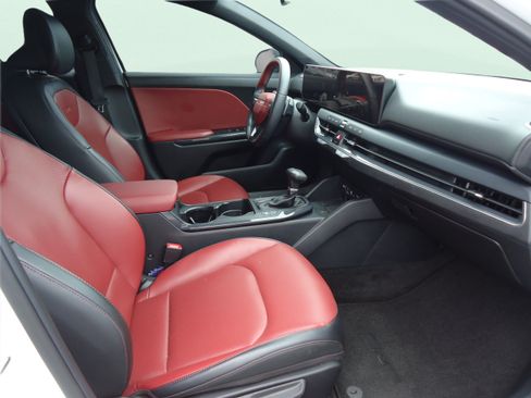 Used 2025 Kia K4 GT-Line w/ GT-Line Premium Package FWD image 27