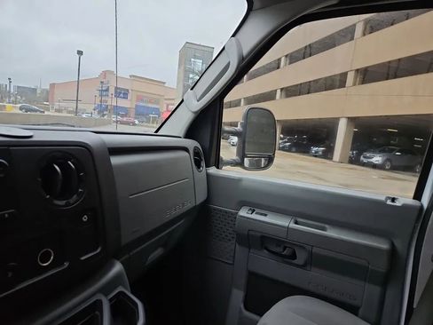 Used 2012 Ford E-150 and Econoline 150 w/ PWR Group image 16