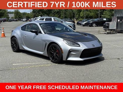 Used 2025 Toyota GR86 Premium w/ Performance Package RWD image 1