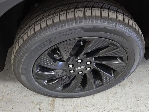 New 2025 Lincoln Navigator Reserve w/ Jet Appearance Package image 24