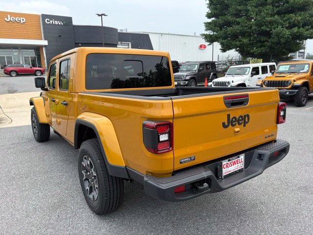 New 2026 Jeep Gladiator Sport AWD/4WD image 3
