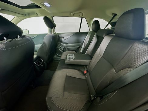 Used 2025 Subaru Outback Premium image 28