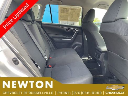 Used 2025 Toyota RAV4 LE FWD image 31