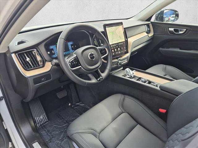 Certified 2026 Volvo XC60 B5 Plus w/ Climate Package PRO AWD/4WD image 10
