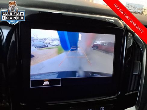 Used 2023 Chevrolet Traverse LT image 18