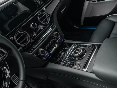 Used 2026 Rolls-Royce Ghost AWD/4WD image 30