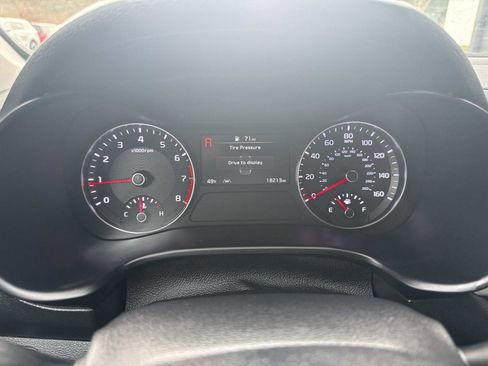 Used 2024 Kia Forte LXS w/ LXS Technology Package image 32