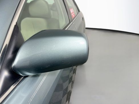 Used 2011 Toyota Camry LE w/ LE Extra-Value Pkg FWD image 12