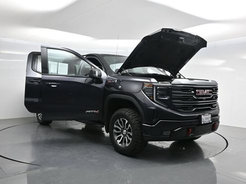 Used 2022 GMC Sierra 1500 AT4 w/ AT4 Premium Package AWD/4WD image 55