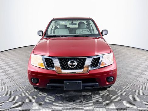 Used 2018 Nissan Frontier S RWD image 2