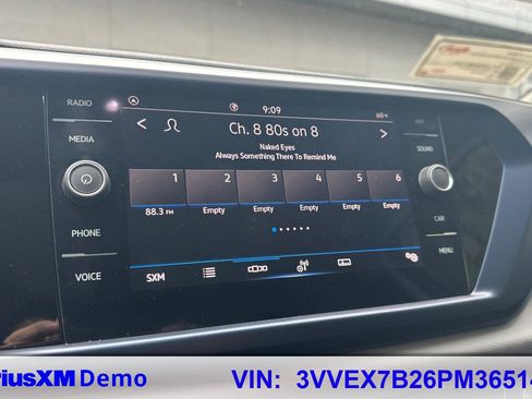 Used 2023 Volkswagen Taos SE image 35