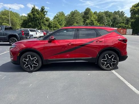 Used 2023 Chevrolet Blazer RS w/ Driver Confidence II Package FWD image 2