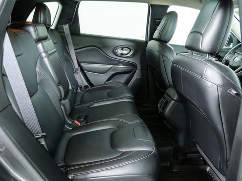 Used 2016 Jeep Cherokee Limited AWD/4WD image 21