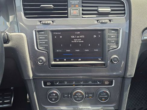 Used 2017 Volkswagen Golf Alltrack SEL AWD/4WD image 27