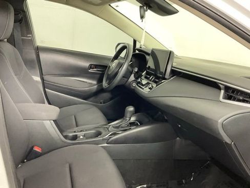 Used 2023 Toyota Corolla LE FWD image 16