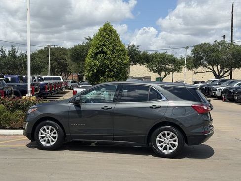 Used 2018 Chevrolet Equinox LT FWD image 4