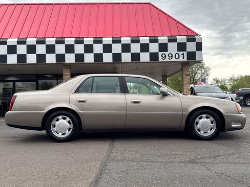 Used 2000 Cadillac De Ville w/ Comfort/Convenience Pkg FWD image 8