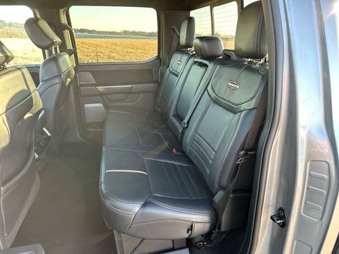 Used 2023 Ford F150 Platinum image 21