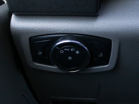 Used 2021 Ford F350 XL w/ Power Equipment Group image 17