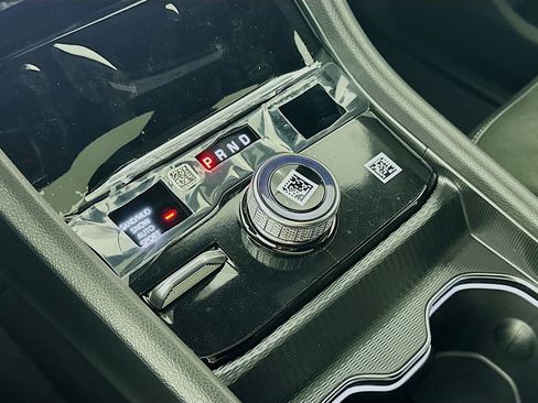 New 2026 Jeep Grand Cherokee L 4WD image 12