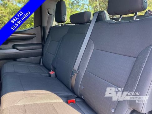 Used 2023 Chevrolet Silverado 1500 RST AWD/4WD image 16