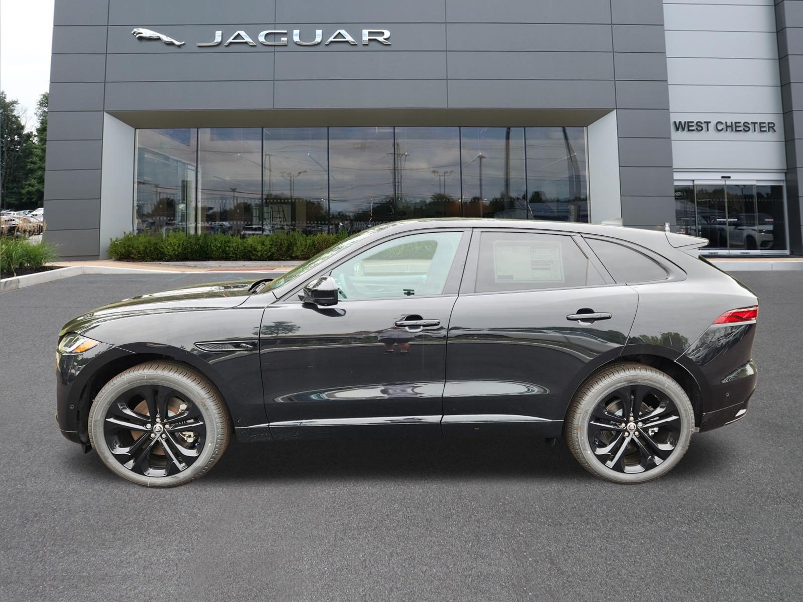 New 2026 Jaguar F-PACE R-Dynamic S AWD/4WD image 5