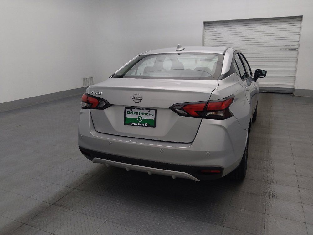Used 2025 Nissan Versa SV FWD image 7