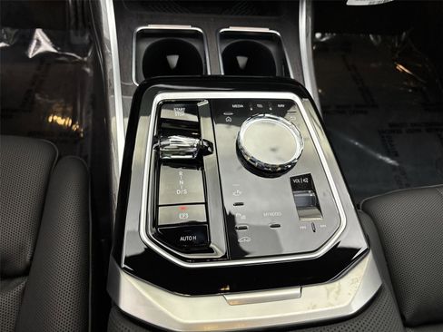 New 2026 BMW 740i xDrive AWD/4WD image 23