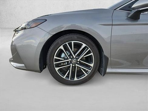 Used 2026 Toyota Camry XLE FWD image 23