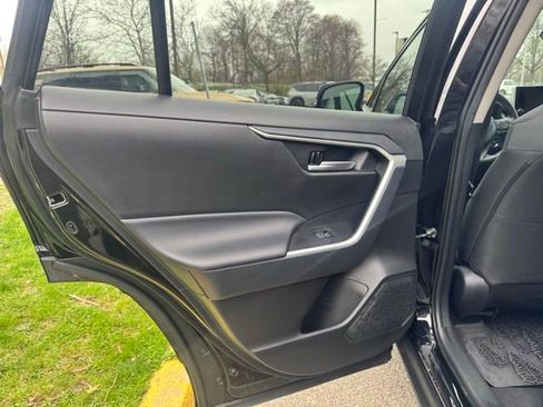 Used 2024 Toyota RAV4 AWD Hybrid image 23