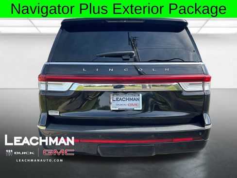 Used 2024 Lincoln Navigator L 4WD image 5