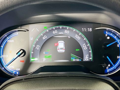 Used 2025 Toyota RAV4 LE image 23