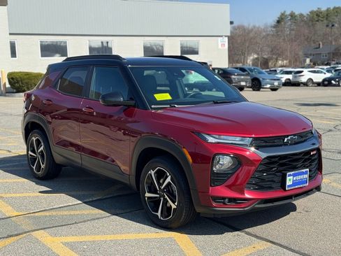 Used 2023 Chevrolet TrailBlazer RS AWD/4WD image 8