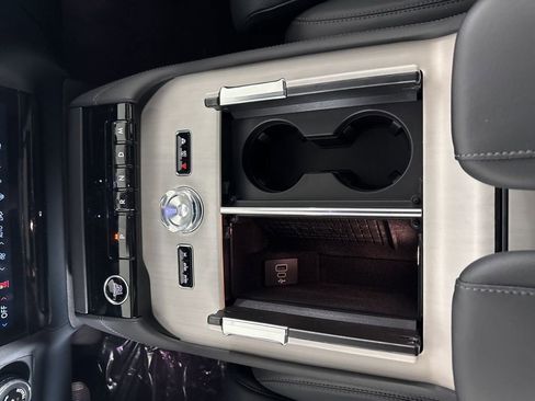New 2025 Lincoln Navigator L Reserve w/ Jet Appearance Package AWD/4WD image 43