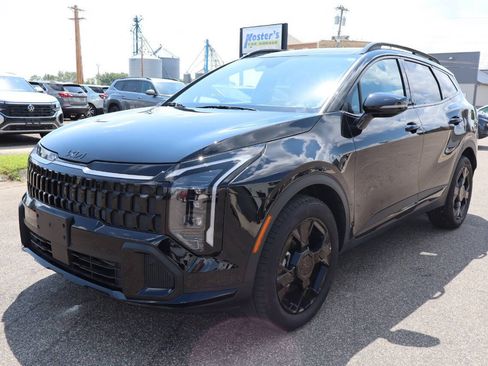 Used 2026 Kia Sportage X-Line w/ X-Line Premium Package AWD/4WD image 1