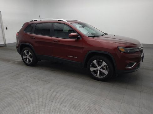 Used 2019 Jeep Cherokee Limited AWD/4WD image 11