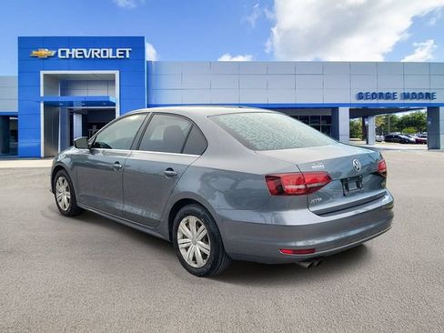 Used 2017 Volkswagen Jetta S FWD image 3