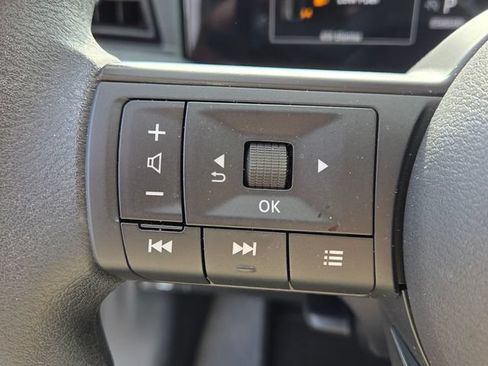 Used 2026 Nissan Kicks SV FWD image 23